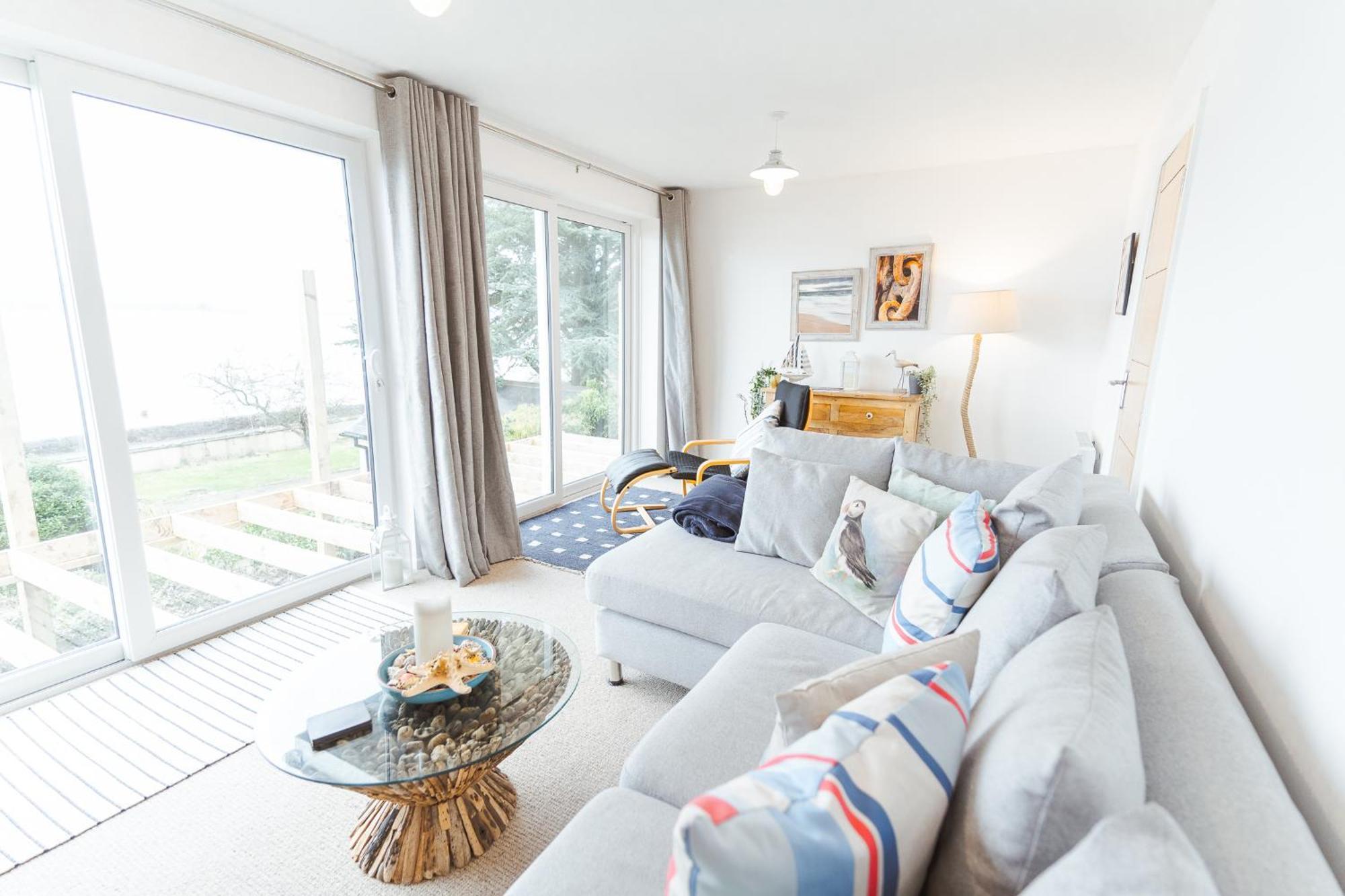 Watersedge Retreat, Views, Sunsets, Dogs Welcome Sandside  Exterior photo