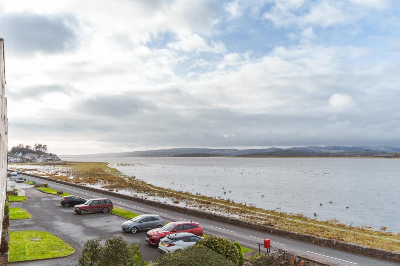Watersedge Retreat, Views, Sunsets, Dogs Welcome Sandside  Exterior photo