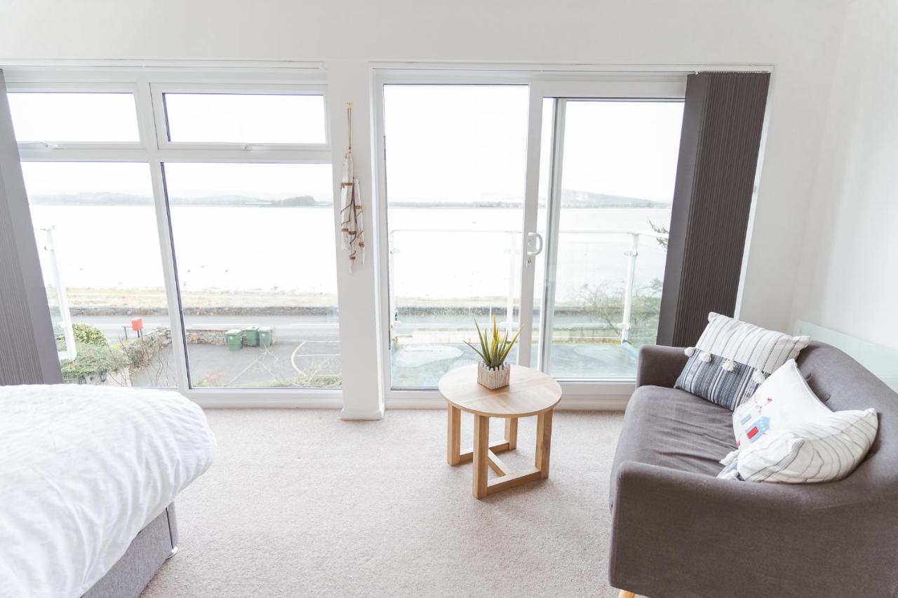 Watersedge Retreat, Views, Sunsets, Dogs Welcome Sandside  Exterior photo